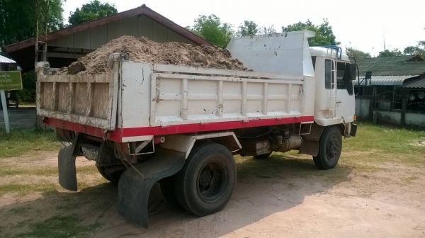 ขาย 6 ล้อดั้ม  ยาง 900 FK415 เครื่อง 6D14 turbo คัสซสวยตลอเส้น พาวเวอร์ เบรคทิฟฟี่ ยางเต็ม ทะเบียนเต็มพร้อมโอน