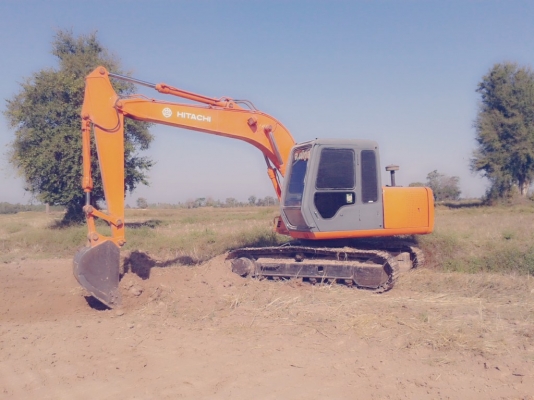 ขายhitachi 100-2 โซ่ดี เครื่องดี ไฟฟ้าครบ