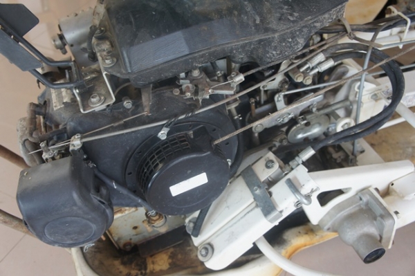 รถดำนาเดินตาม 6 แถว