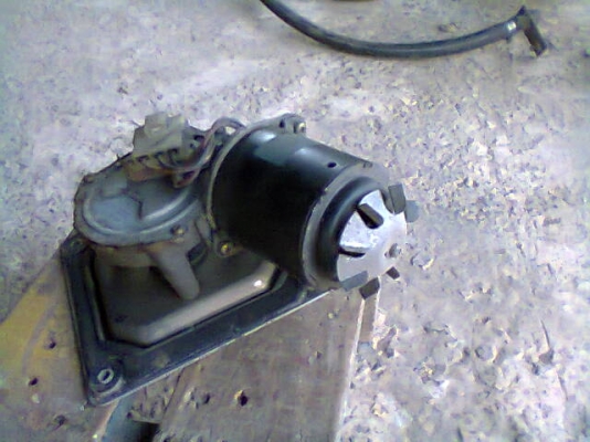 มอเตอร์ปัดนํ้าฝน NISSAN UD 320 ยูโรทู