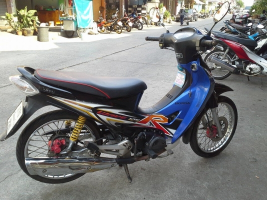Wave 125 r ปี 49 ดิสก์หน้า หลัง รถสวย เครื่องเดิม แน่นๆ ซื้อขายต่อหรือใช้งานก็คุ้ม