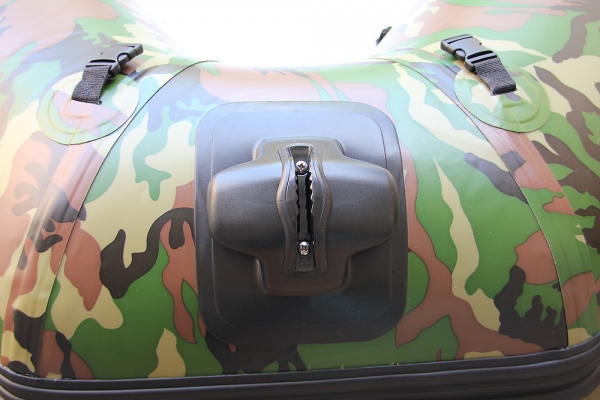 เรือยางnissamaran320