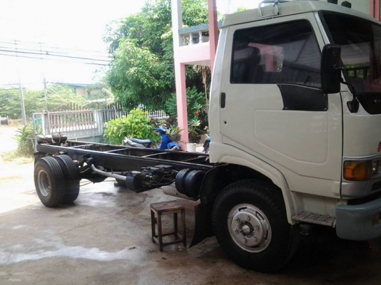 หัวและคัสซีรถ HINO FC 150 ปี 39 ยาว5.5 หัวและคัสซีรถ HINO FC 150 ปี 39 ยาว5.5