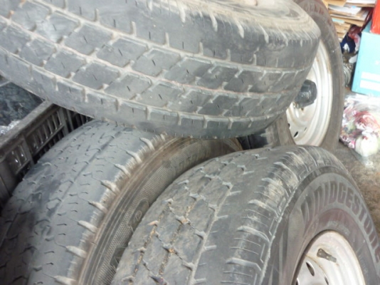 ล้อเหล็ก 5รูโตโยต้า + ยางบรรทุกขอบ 14