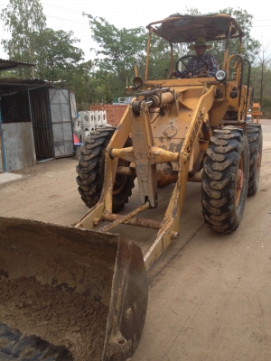 รถตัก รุ่น JH 30 b ยางใหม่ 4เส้น