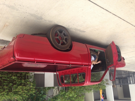 ขายdatsun ช้างเหยียบสีขอ ไฟนอน