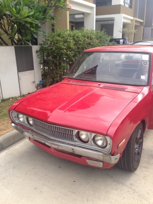 ขายdatsun ช้างเหยียบสีขอ ไฟนอน