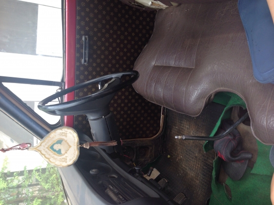 ขายdatsun ช้างเหยียบสีขอ ไฟนอน