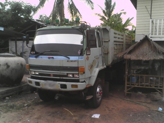 ขายรถบรรทุกสิบล้อดัมพ์ Isuzu 210 FXZ เครื่องเดิม เกียร์ฟูลเลอร์ ดัมพ์สามมิตร ปี 34 แอร์พร้อม