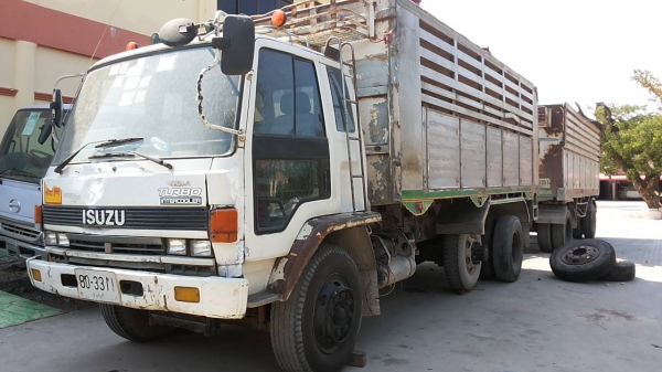 ***ขายแล้วครับขอบคุณ Truck2hand ขาย10ล้อ2เพลาเครื่องใหญ่+ช่วงล่างใหญ่ ISUZU ROCKY คัสซี35 แบบรุ่นFVZ12MY 175 ปี36 วางเครื่อง 6he1 turbointer 240hp(ลงเล่ม) เครื่องแน่นดี แรง ช่วงล่างใหญ่ 2เพลา240 คัสซีดีเดิม ไม่ปะไม่ดาม สโลว เบรคทริฟฟี่ พ.พาวเวอร์ กระบะดั้