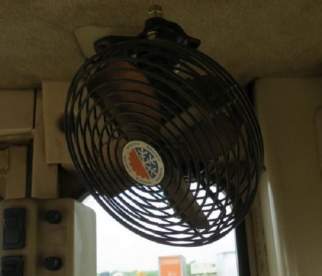 CATERPILLAR 140H รถเกรดมือสองสภาพสวยนำเข้าจากต่างประเทศ สนใจติดต่อ ชานนท์ : 098-246-3778