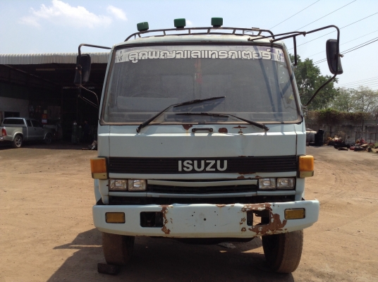 ขายเทเลอร์ลากแบคโฮ 2 เพลา คัสซีช่วงล่างจัมโบ้ 200 เครื่อง HO7D 195 HP เกียร์ Easton ยิง DL ได้ พาวเวอร์ เบรคทิฟฟี่ครบ ทะเบียนเต็มพร้อมโอน ราคาคุยกันได้