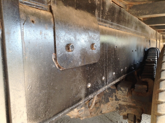 ขายเทเลอร์ลากแบคโฮ 2 เพลา คัสซีช่วงล่างจัมโบ้ 200 เครื่อง HO7D 195 HP เกียร์ Easton ยิง DL ได้ พาวเวอร์ เบรคทิฟฟี่ครบ ทะเบียนเต็มพร้อมโอน ราคาคุยกันได้