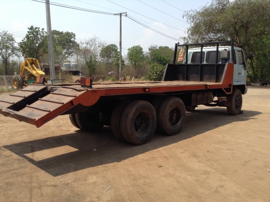 ขายเทเลอร์ลากแบคโฮ 2 เพลา คัสซีช่วงล่างจัมโบ้ 200 เครื่อง HO7D 195 HP เกียร์ Easton ยิง DL ได้ พาวเวอร์ เบรคทิฟฟี่ครบ ทะเบียนเต็มพร้อมโอน ราคาคุยกันได้