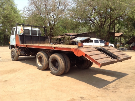 ขายเทเลอร์ลากแบคโฮ 2 เพลา คัสซีช่วงล่างจัมโบ้ 200 เครื่อง HO7D 195 HP เกียร์ Easton ยิง DL ได้ พาวเวอร์ เบรคทิฟฟี่ครบ ทะเบียนเต็มพร้อมโอน ราคาคุยกันได้