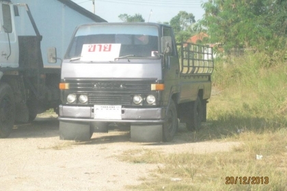 ขาย Toyota DU 4 ล้อเล็ก สภาพพร้อมใช้ โทร 088-4501277