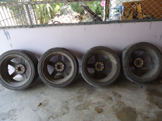 ขายแม็ก LENSO 17" 4 รู 114