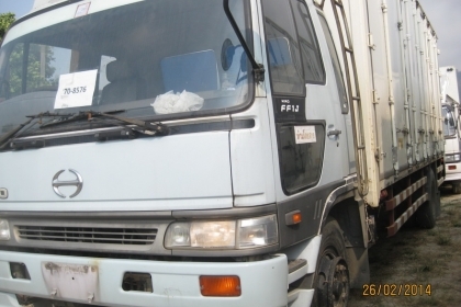 ขาย FF1J ปี 44 ตู้สิบบาน 7.2 m รถสวย พร้อมใช้ โทร 088-4501277