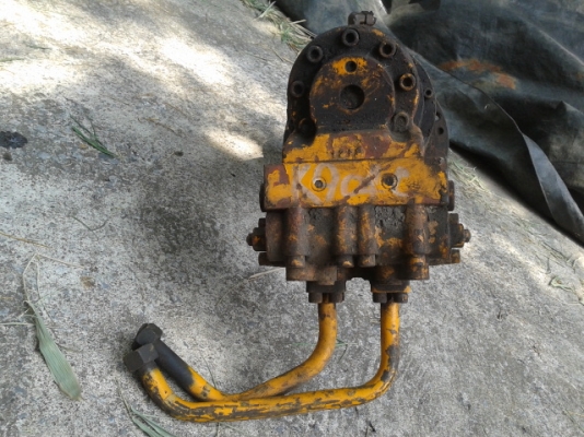 ขายมอเตอร์สวิง KOBELCO 904C ขายมอเตอร์สวิง KOBELCO 904C