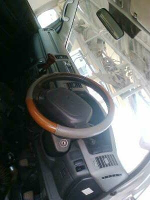 TOYOTA 2.5D4D คอมิวเตอร์ หลังคาต่ำ ปี48 เบาะเดิม สีเดิมบางนางบวช