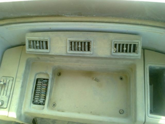 ขายฮิตาชิ EX - 2 ไฟฟ้าครบ รถเก่านอก ราคา 850,000 บาท ขายฮิตาชิ EX - 2 ไฟฟ้าครบ รถเก่านอก ราคา 850,000 บาท