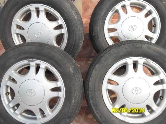 แม็ก+ยาง ขอบ15MICHERIN 205-65-15ปี09 ราคาเบาๆ