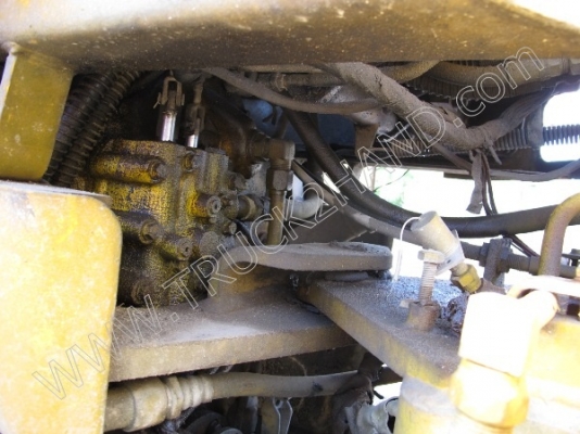 รถตักล้อยาง ยีห้อ TCM รถตักล้อยาง ยีห้อ TCM