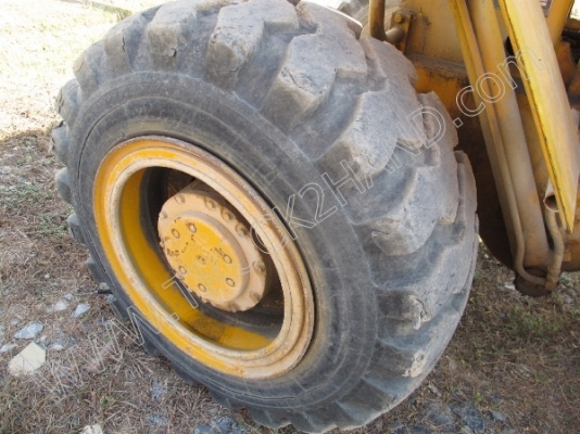 รถตักล้อยาง ยีห้อ TCM รถตักล้อยาง ยีห้อ TCM