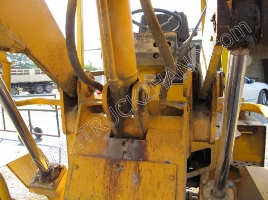 รถตักล้อยาง ยีห้อ TCM รถตักล้อยาง ยีห้อ TCM