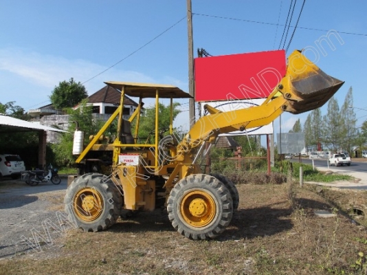 รถตักล้อยาง ยีห้อ TCM รถตักล้อยาง ยีห้อ TCM