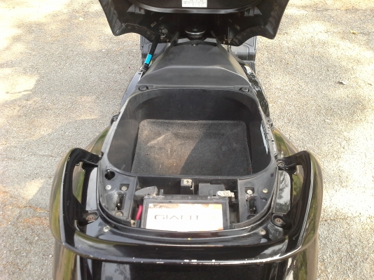 YAMAHA TMAX500cc.เครื่องแรงขี่ง่ายสภาพตามรูปราคามิตรภาพ