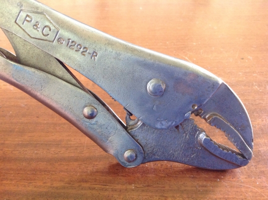 ขายคีมล็อค P&C Vintage Vise Grip #1292-R ความยาว 9" ตี 3 แถว ขายคีมล็อค P&C Vintage Vise Grip #1292-R ความยาว 9" ตี 3 แถว