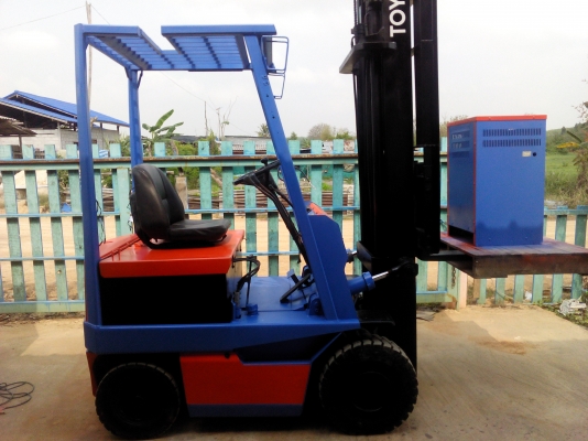 ขายโฟกลิฟท์ไฟฟ้า นั่งขับ โตโยต้า พร้อมตู้ชาร์จนอก 3เฟส ขายโฟกลิฟท์ไฟฟ้า นั่งขับ โตโยต้า พร้อมตู้ชาร์จนอก 3เฟส