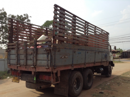 ขาย 10 ล้อเพลาเดียว KT925 คัสซีสวยจัด วางหัว F18 เครื่อง EH700 168 HP ปั้มลม ช่วงล่างใหญ่ลูกหมากร้อย เบรคทิฟฟี่ ยางเต็ม ทะเบียนเต็มพร้อมโอน