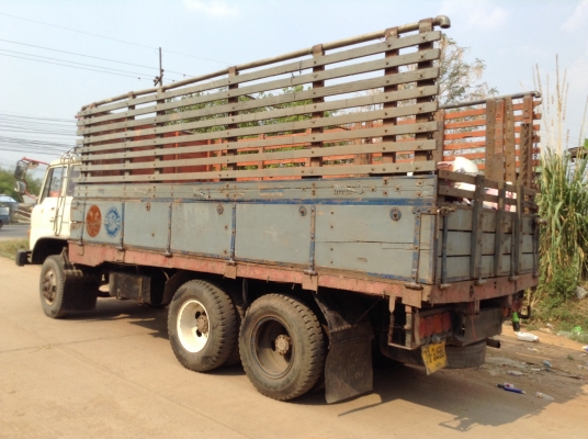 ขาย 10 ล้อเพลาเดียว KT925 คัสซีสวยจัด วางหัว F18 เครื่อง EH700 168 HP ปั้มลม ช่วงล่างใหญ่ลูกหมากร้อย เบรคทิฟฟี่ ยางเต็ม ทะเบียนเต็มพร้อมโอน