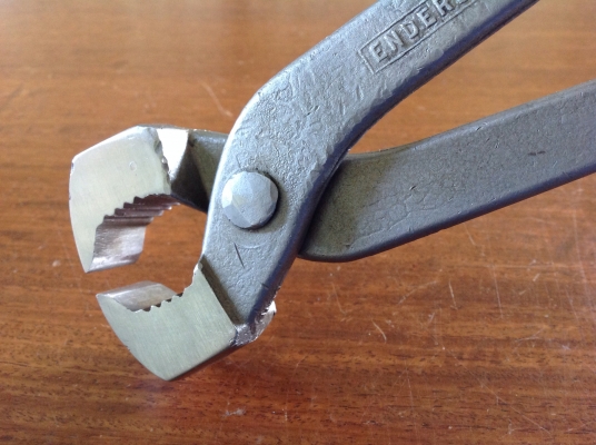 ขายคีมตัดเอนกประสงค์ ENDRERES HEAVY DUTY 10 1/4"