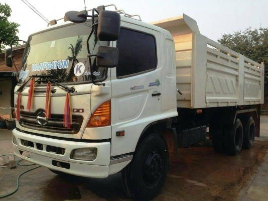 สิบล้อ ฮีโน่เมกก้า 260 ปี 47 รถพันธ์สวย ชอบราคาเท่าไรต่อรองได้ครับ