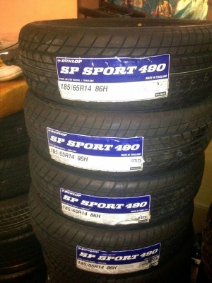 ยางใหม่ปี13 มีมา2ชุดครับ ชุดละ 5,500 บาท