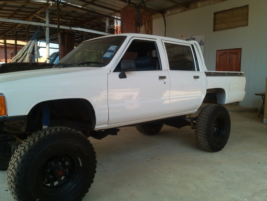 กระบะโฟรวิน ฮีโร่