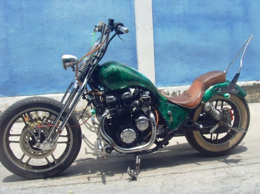 ขาย  Honde  cbx650  แต่ง old school  หน้าสปริงเกอร์  ภายนอกเก็บงานแล้ว  47000