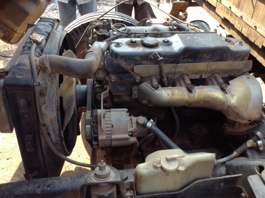 ขาย 6 ล้อ NPR 115 ห้างแท้ คัสซีสวยตลอดเส้น  เครื่อง 4BD1 115 HP เฟืองท้าย F เฟือง 6 เกียร์สั้น ทะเบียนเต็มพร้อมโอน