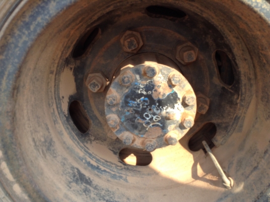 ขาย 6 ล้อ NPR 115 ห้างแท้ คัสซีสวยตลอดเส้น  เครื่อง 4BD1 115 HP เฟืองท้าย F เฟือง 6 เกียร์สั้น ทะเบียนเต็มพร้อมโอน