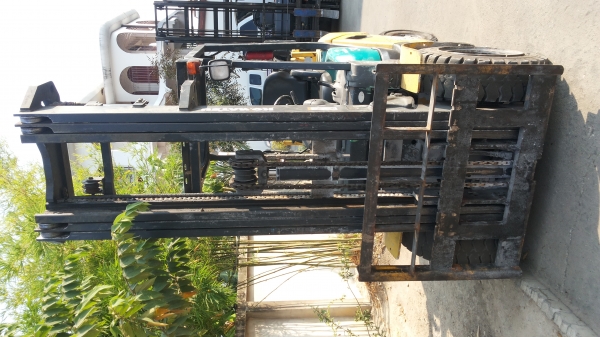 ขายรถ komatsu ขนาด 3 ตันรุ่น16 แก็ส+นํ้ามัน