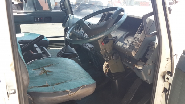 ขายด่วนหกล้อ ISUZU ROCKY 175 เบรคทิฟฟี่พวงมาลัยเพาเวอร์ติดเครนสภาพพร้อมใช้ราคาโคตรถูกรีบโทร0843923995