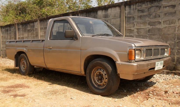 ขายรถกระบะNissan Big Mตอนเดียว เครื่องดีเซล แชสซีok+เครื่องดี เกียร์ดี+ภาษี57-->59,000 บ T.092-9351644