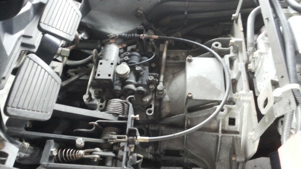 ขายรถ nissan ขนาด 3 ตัน แก็ส+นํ้ามัน