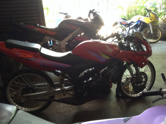 ..ls125 สีเเดง ราคา12900. ชุดโอนครบ