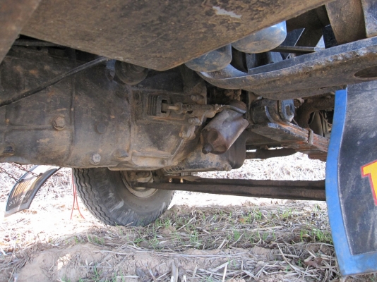 อีซูซุ NPR 115 ดั๊ม 5 คิว ยาว 3.7 เมตร กว้าง 2.10 เมตร เครื่อง 4BD1 ทะเบียนหมด 31 มี.ค.2558