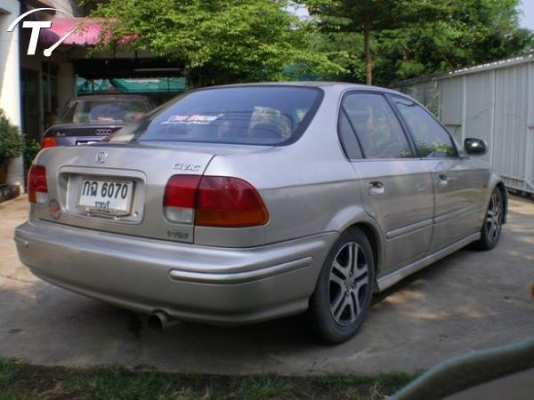 เครื่องวีเทคฝาดำ เครื่องเกียร์ดีขับดี ช่วงล่างดี ยางดี สียังพอได้ ภายในเรียบร้อย พวงมาลัย 4 ก้านแล้ว