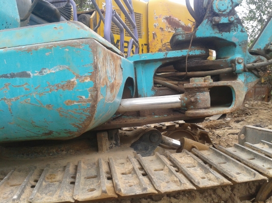 ็Komatsu pc30-7 รถสวย เครื่องดี ปั๊มแรง สภาพพร้อมใช้ ราคาต่อรองได้ 087-2976734